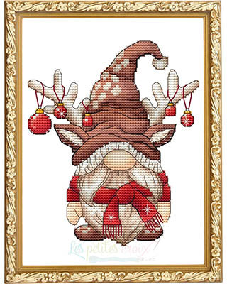 Reindeer Gnome by Les Petites Croix
