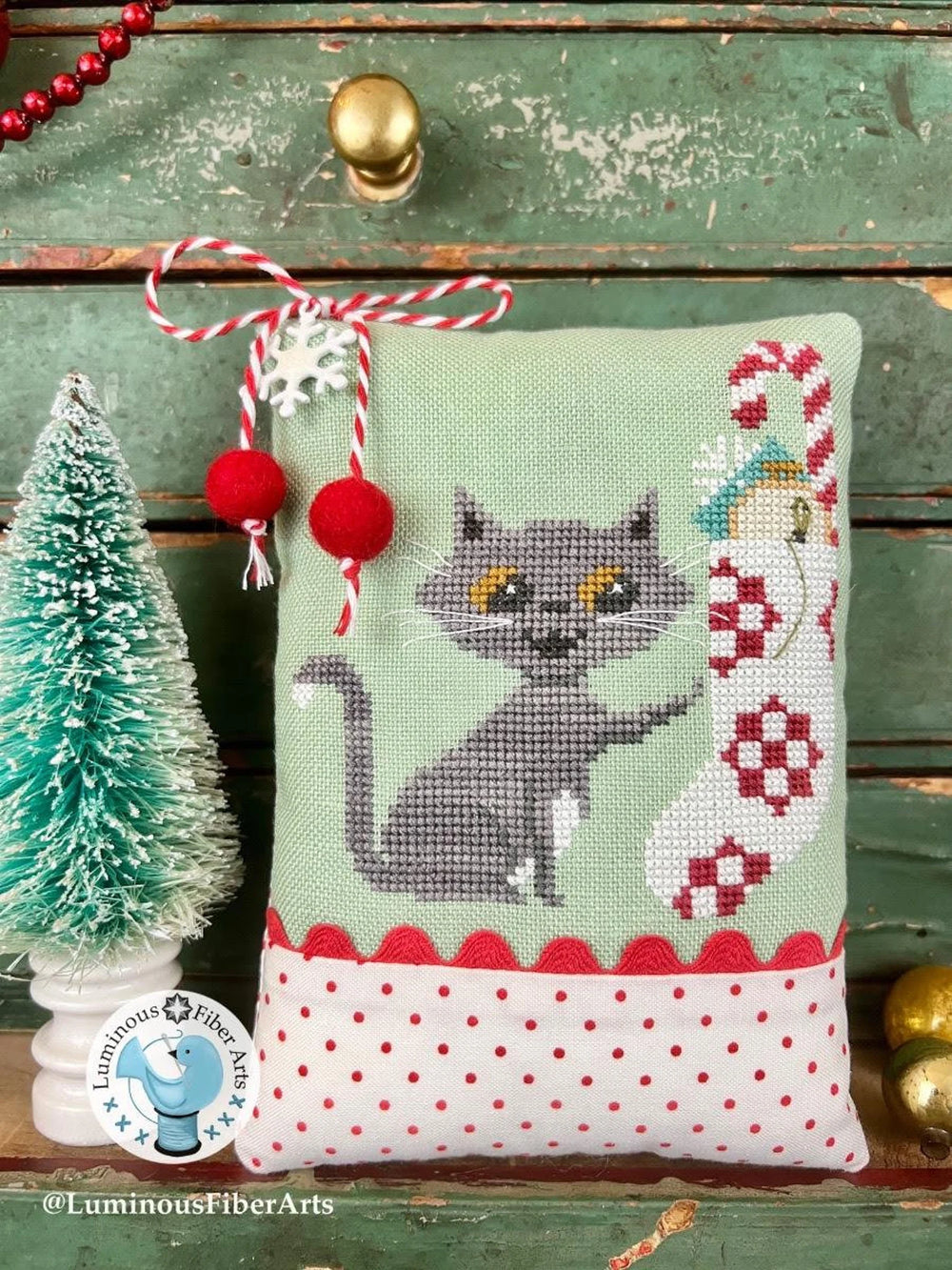 A Purr-fect Christmas by Luminous Fiber Arts