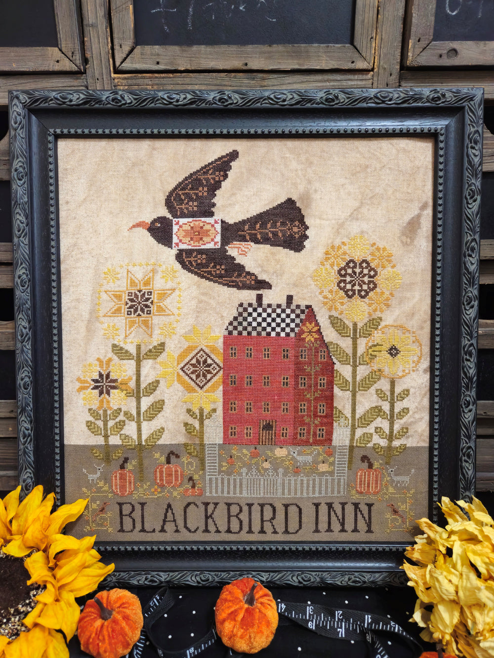 Blackbird Inn by Quaint Rose Needlearts