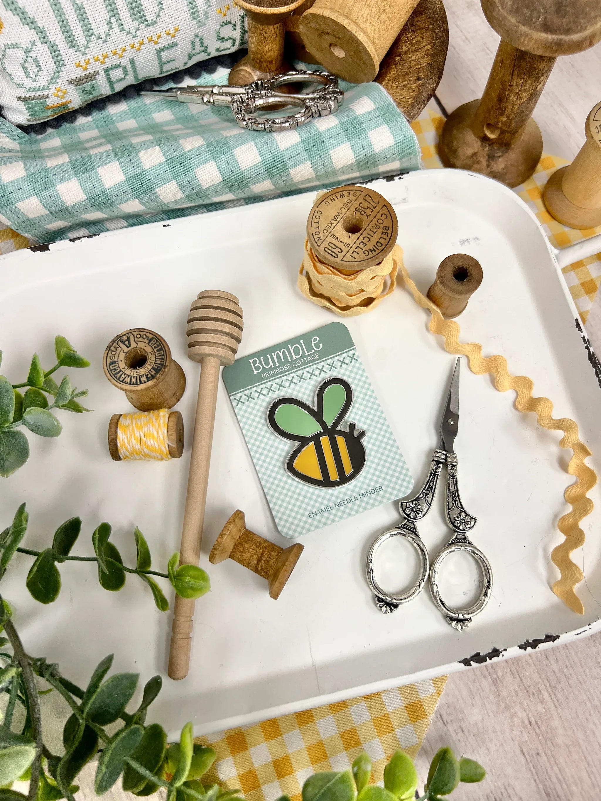 Bumble Needle Minder by Primrose Cottage