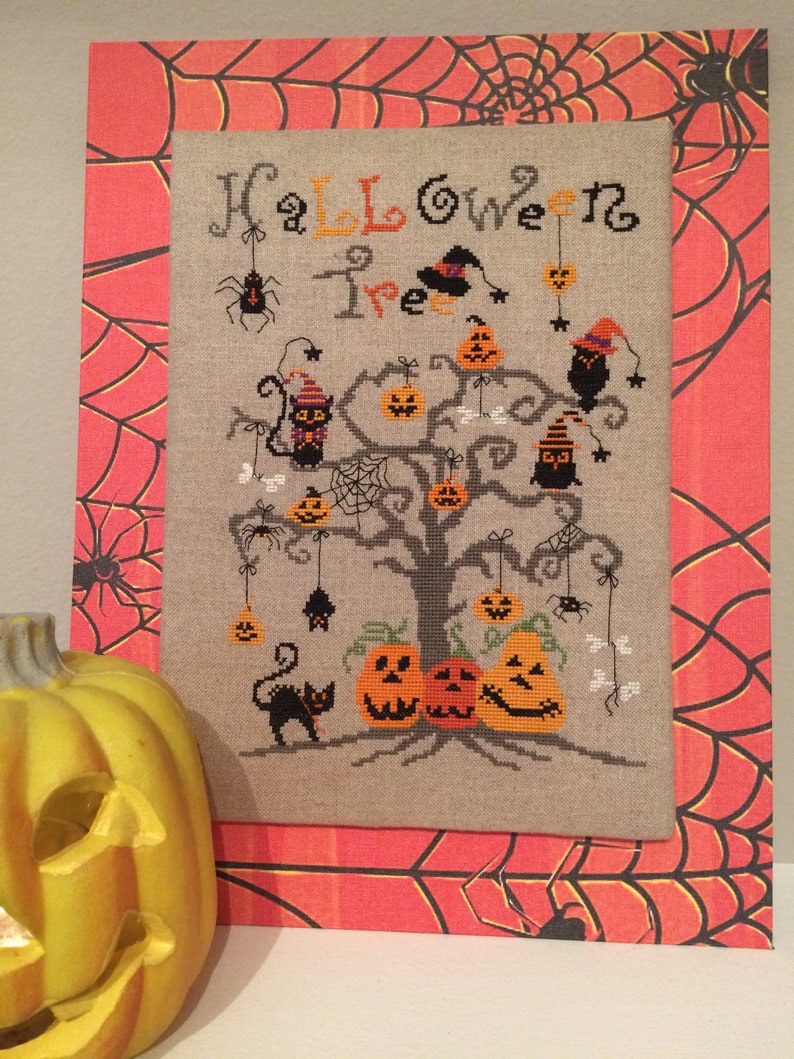 Halloween Tree by Crocette a gogo