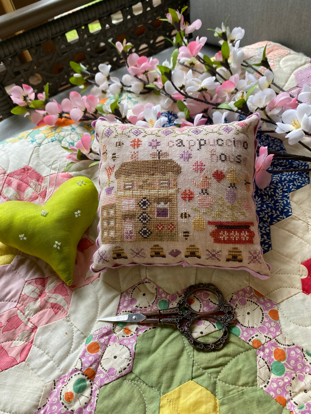 Cappuccino House by Pansy Patch Quilts and Stitchery
