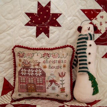Christmas House by Pansy Patch Quilts and Stitchery