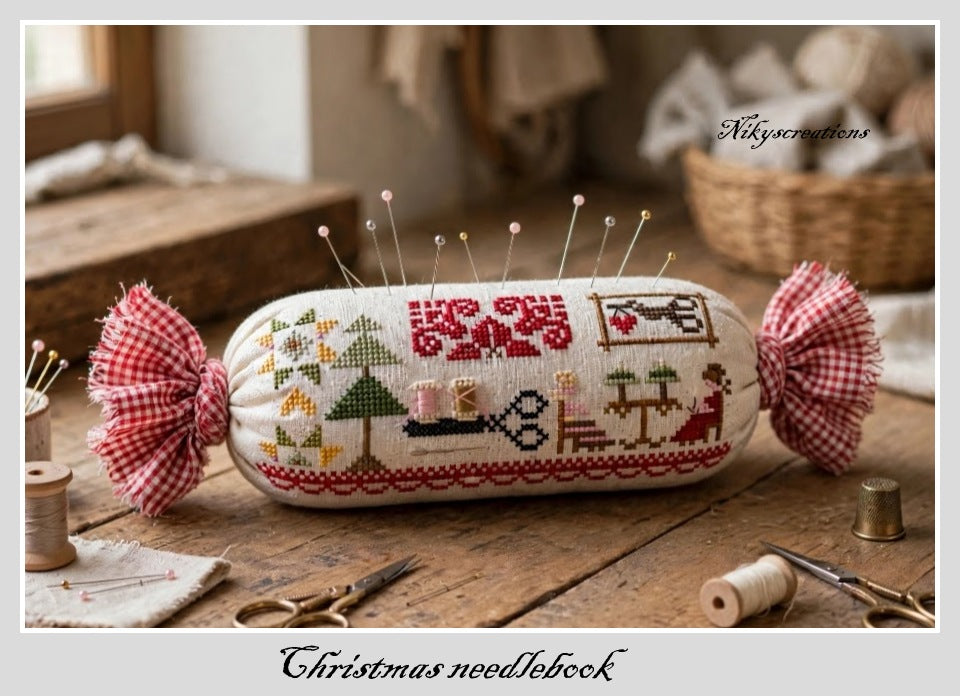 Christmas Needlebook by Nikyscreations - Preorder
