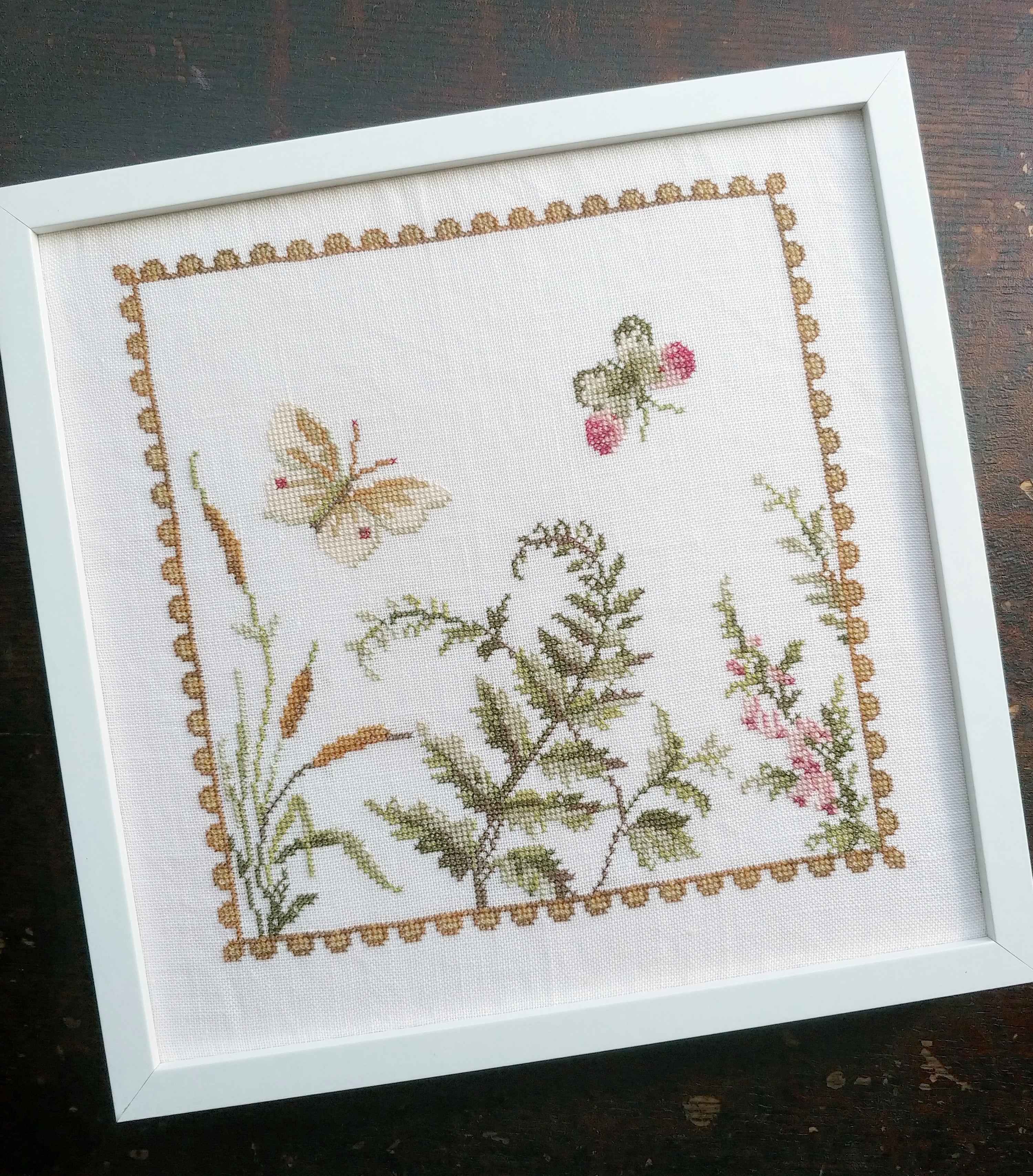 Flutterby by MoJo Stitches