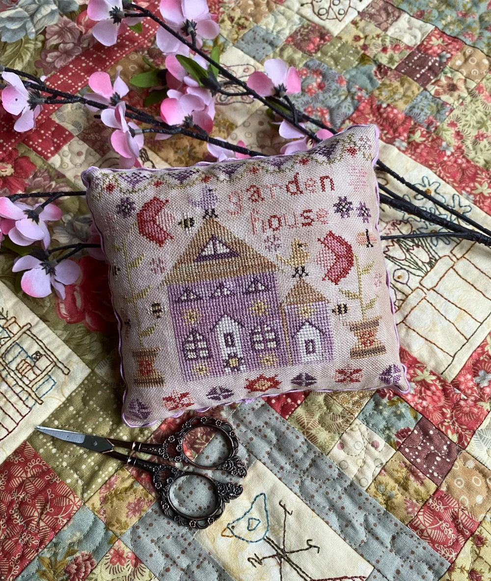 Garden House by Pansy Patch Quilts & Stitchery