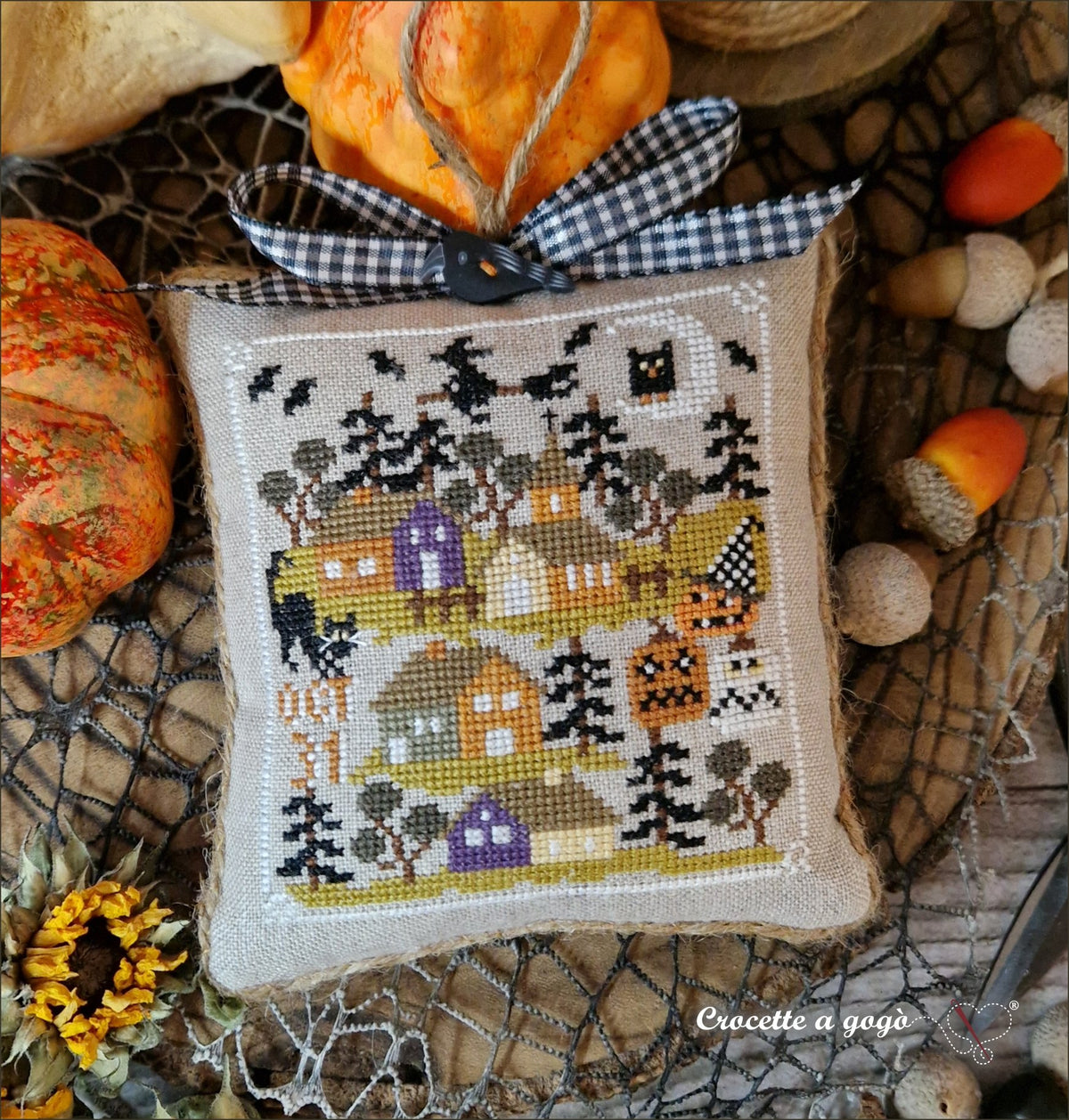 Halloween Tiny Village by Crocette a gogo