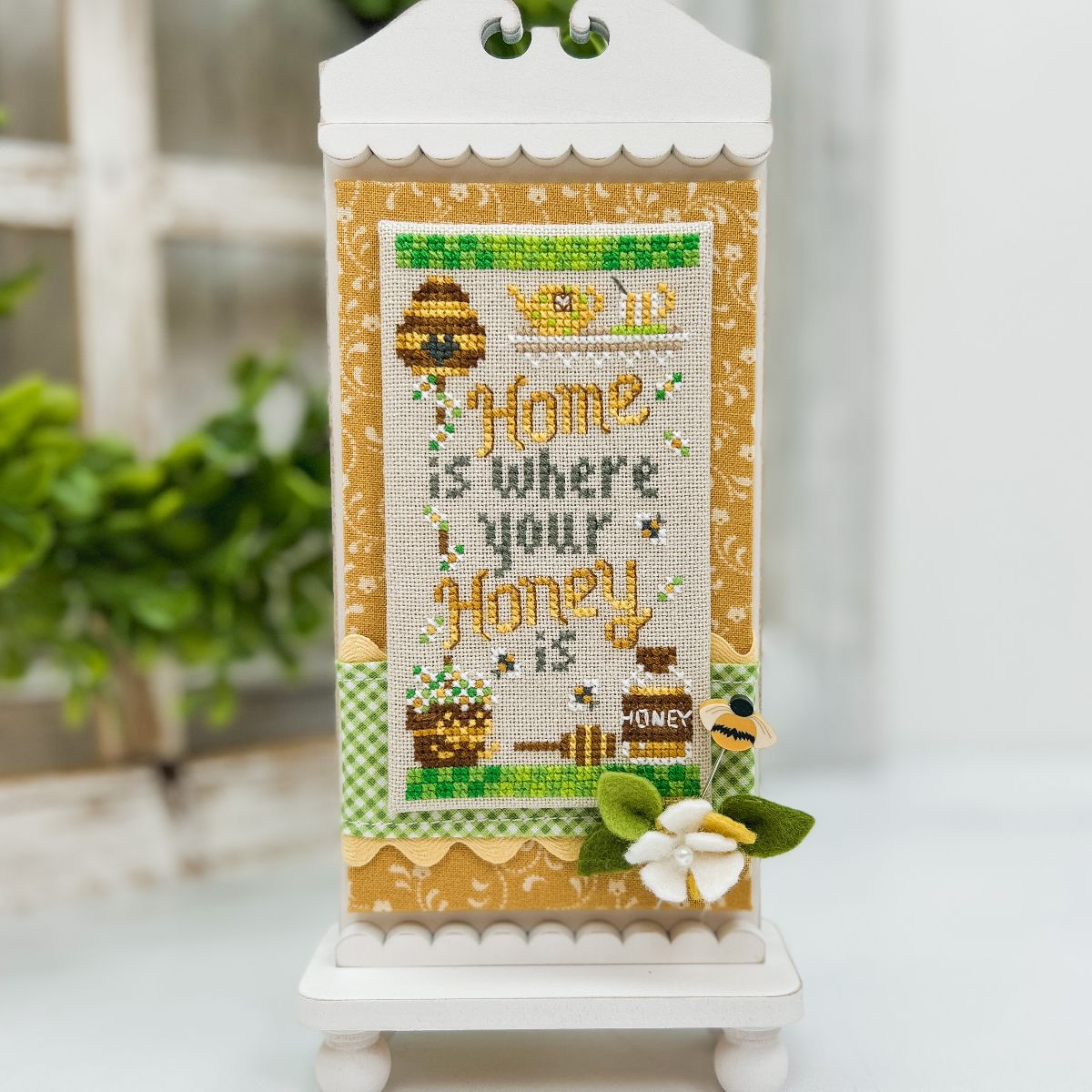 Home is where your Honey is - Dirty Annie - Preorder - BeStitchMe
