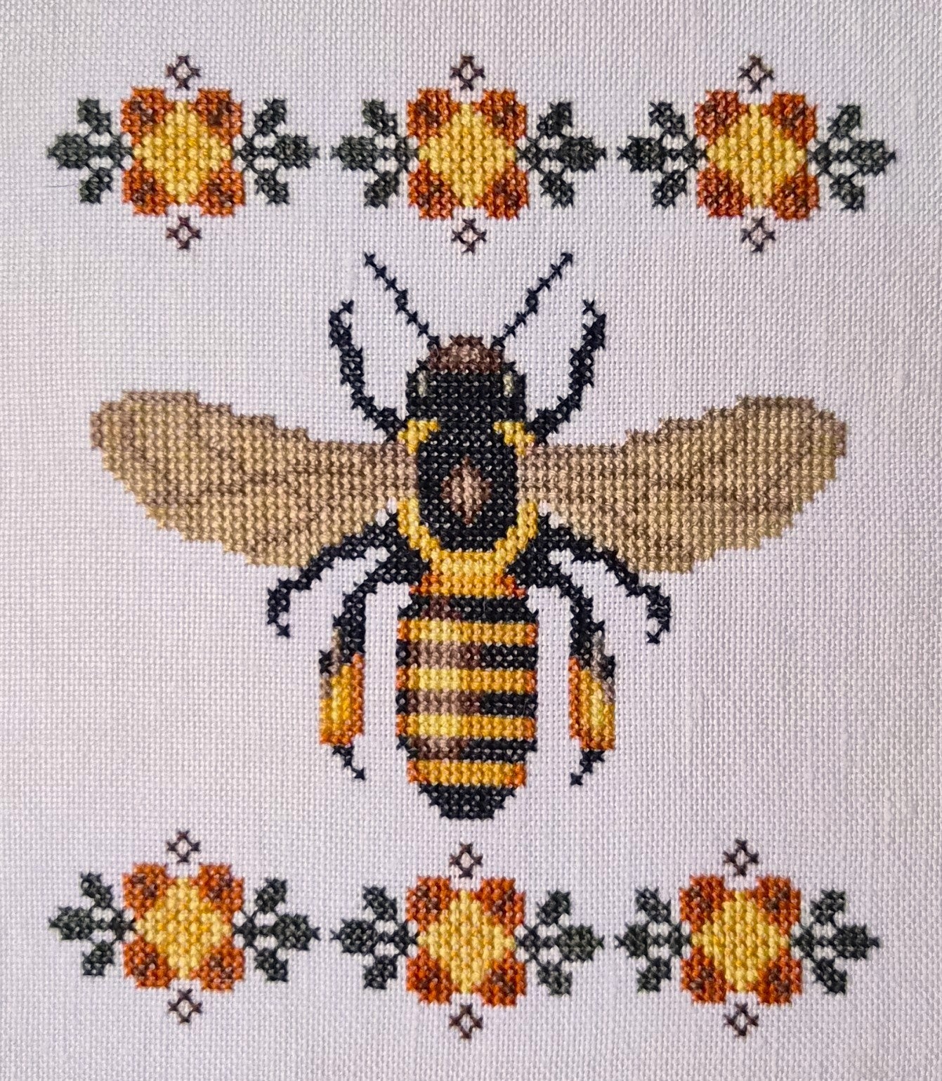 Honey Bee by The Artsy Housewife