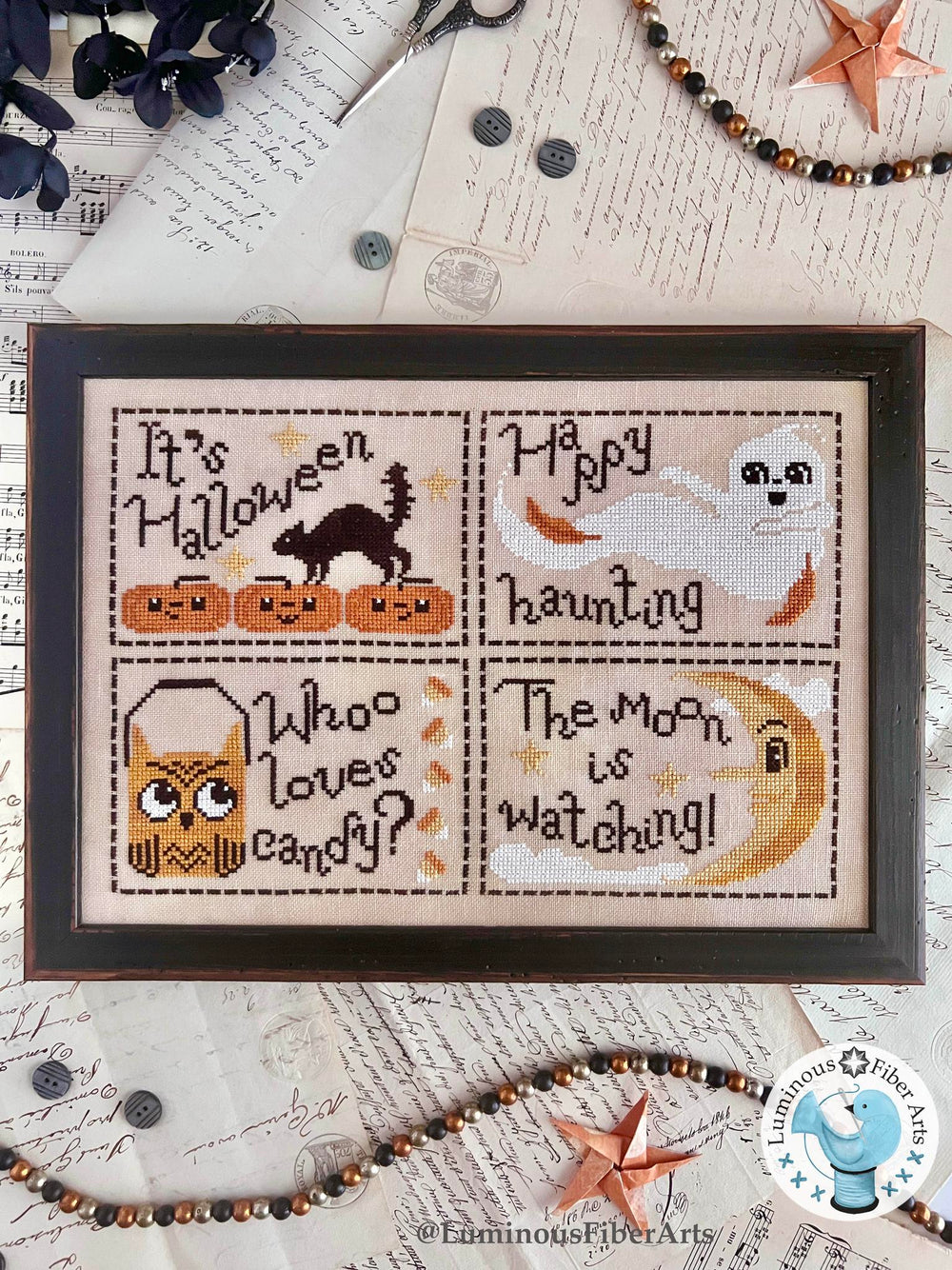 It's Halloween - Luminous Fiber Arts - Preorder - BeStitchMe