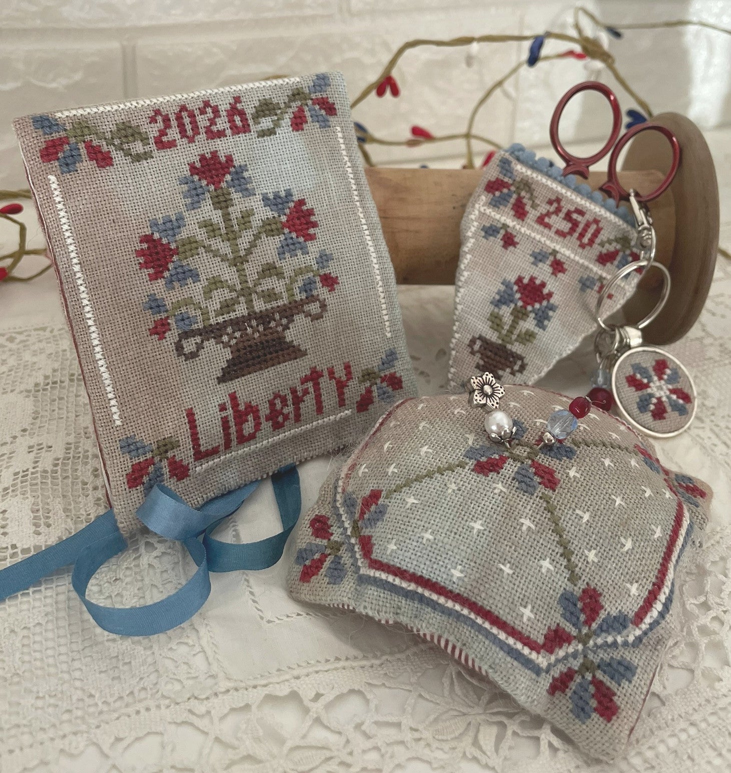 Liberty Sewing Set - Mani di Donna - Preorder - BeStitchMe