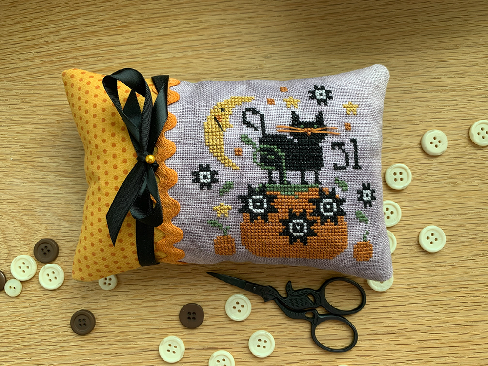 Oct 31st Pinkeep by Stitches by Ethel