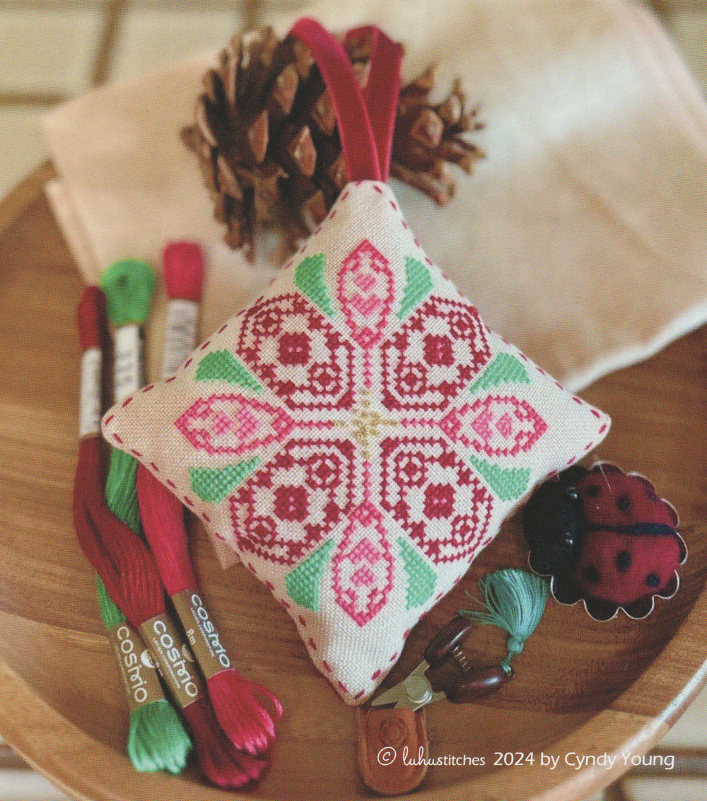 Pink Poinsettia by Luhu Stitches