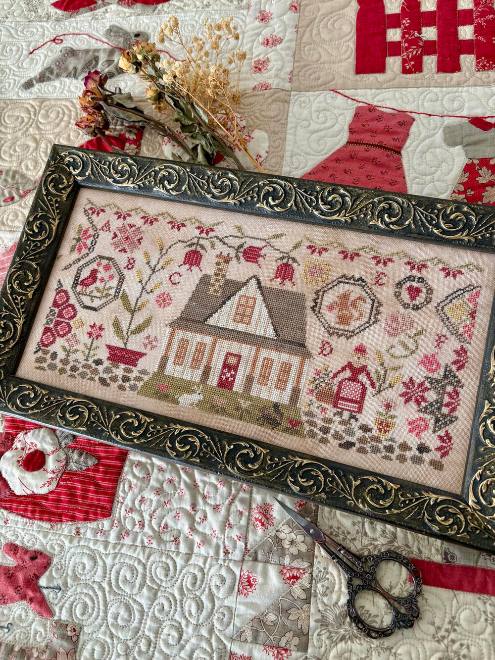 Quaker Farmhouse - Pansy Patch Quilts & Stitchery - Preorder - BeStitchMe