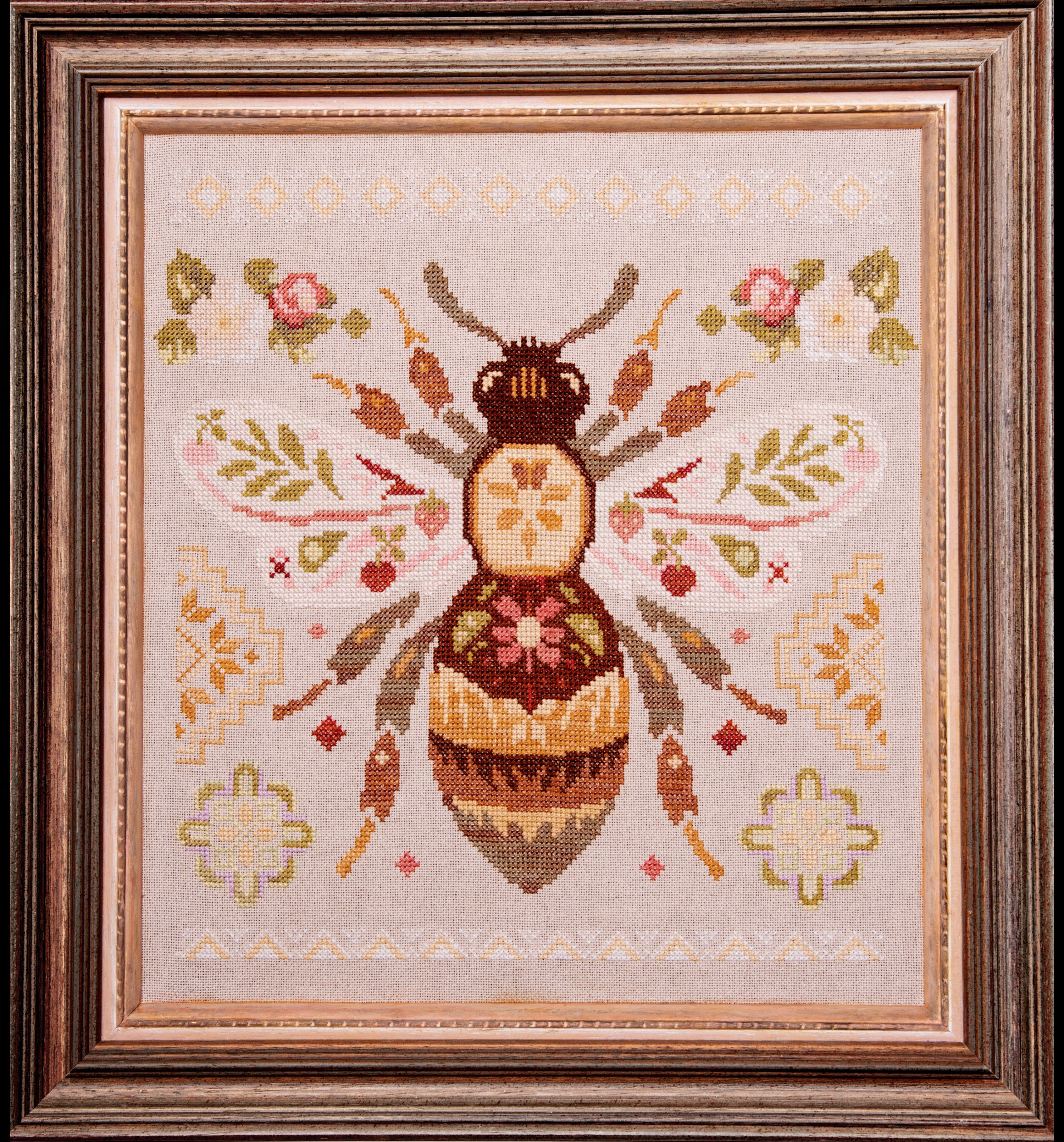 Queen Bee - Samplers and Primitives - Preorder - BeStitchMe