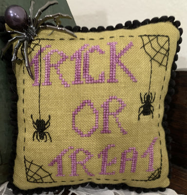 Spidery Treats by Needle Bling Designs