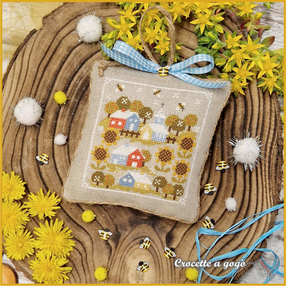 Summer Tiny Village by Crocette a gogo