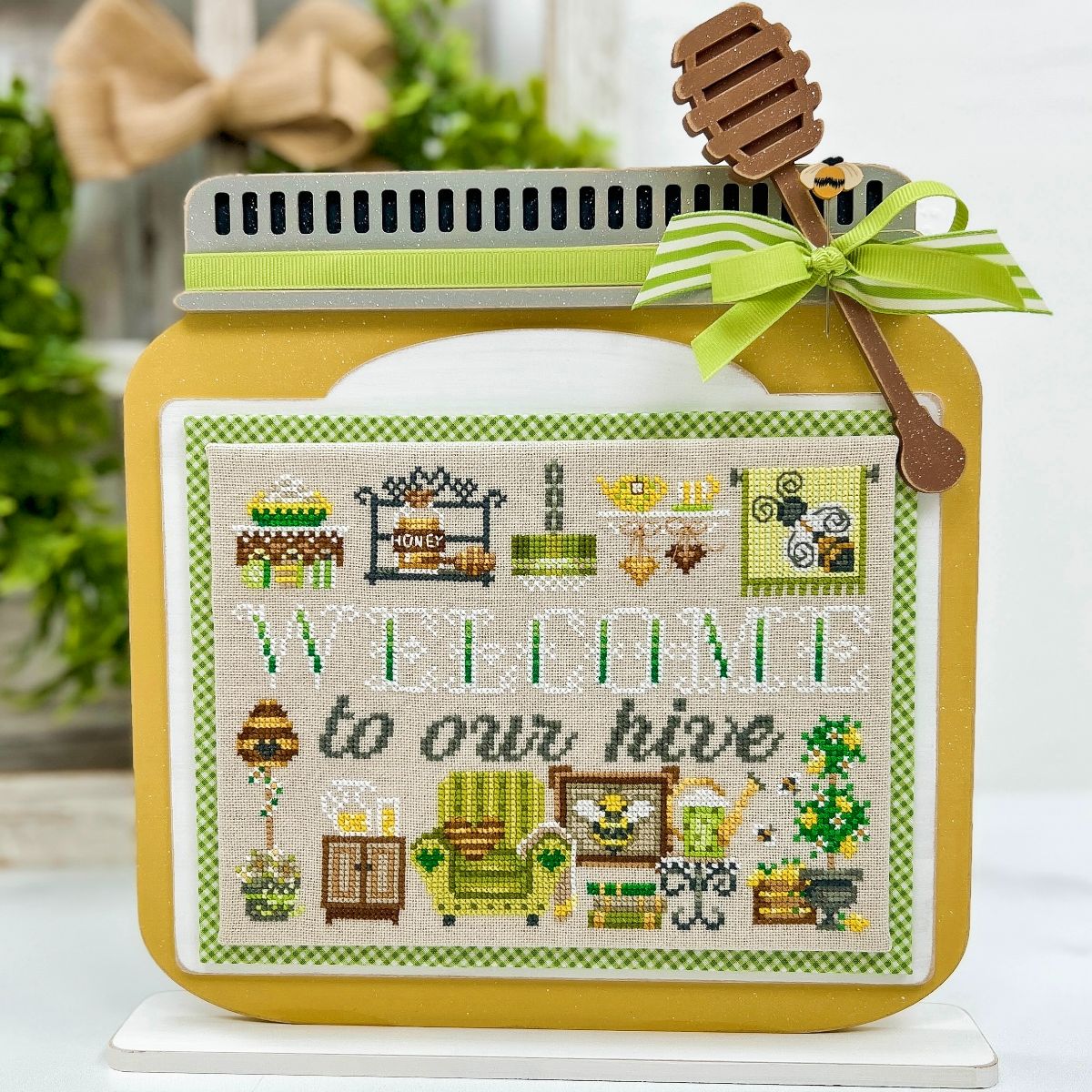 Welcome to our Hive - Dirty Annie - Preorder