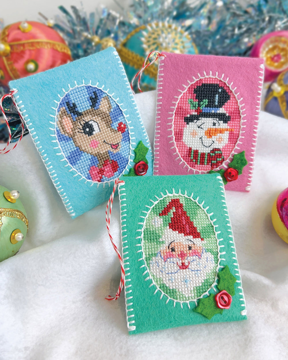 Christmas Cameos- partial kit - Satsuma Street - Preorder - BeStitchMe