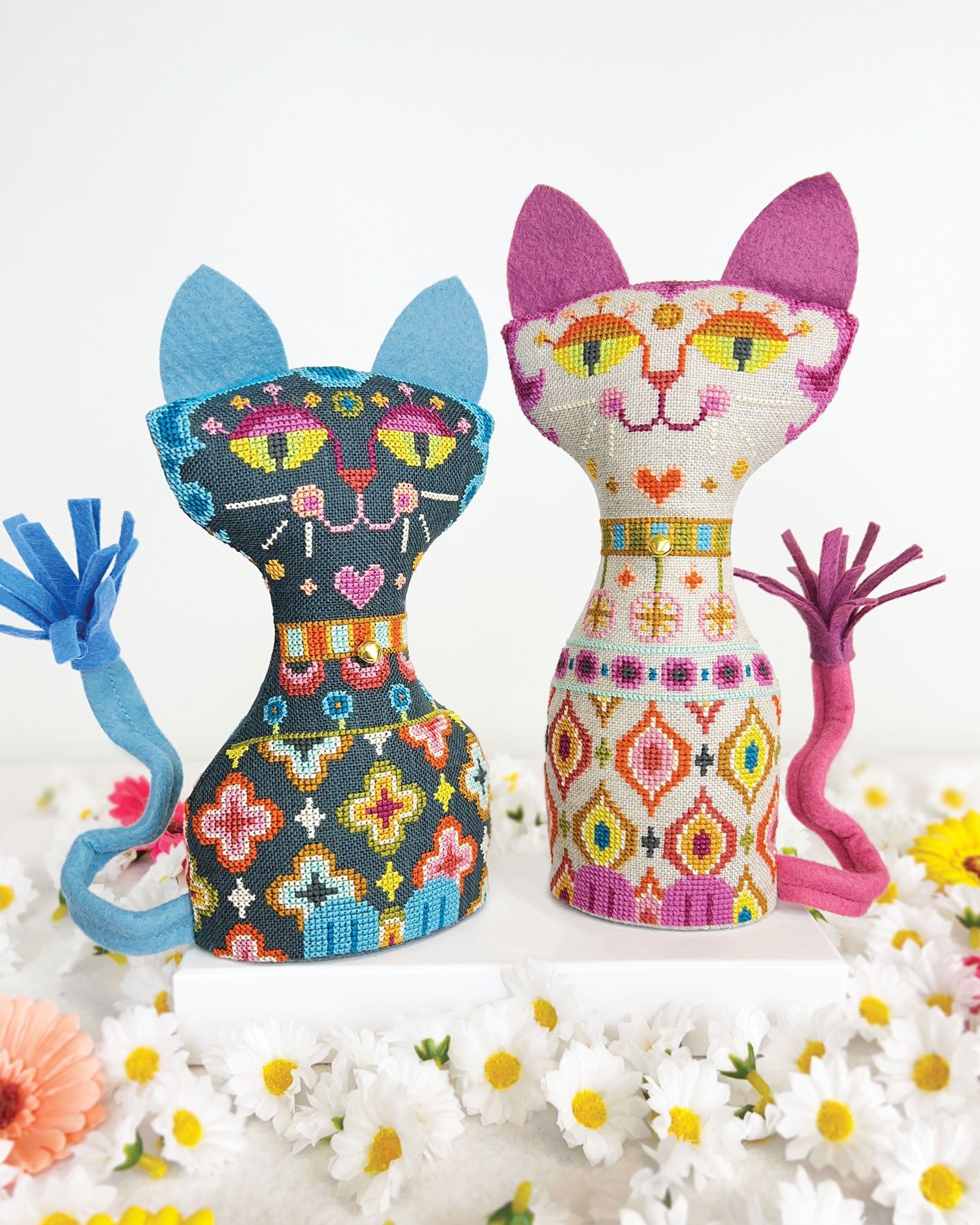 Hip Kitties - Satsuma Street - Preorder - BeStitchMe