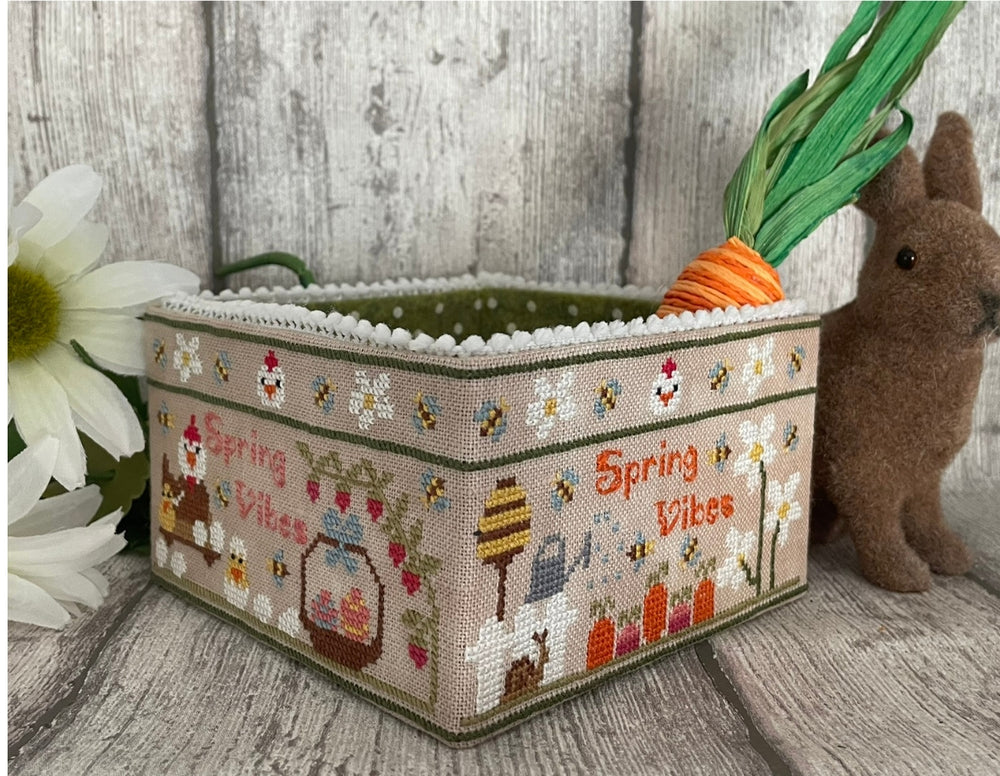 Spring Vibes Basket by Mani Di Donna