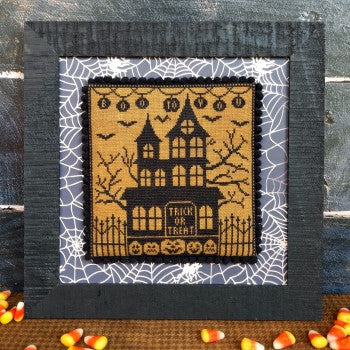 Boo To You by Puntini Puntini