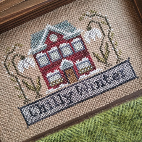 Chilly Winter-Seasons Houses by Puntini Puntini