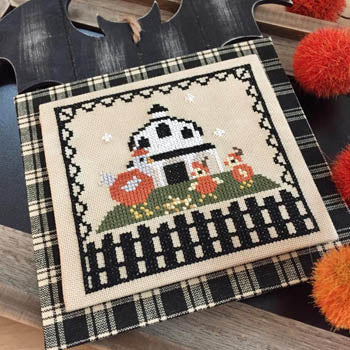 Cluck Cluck Boo by Petal Pusher
