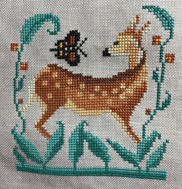 Fawn & Friend by Carriage House Samplings