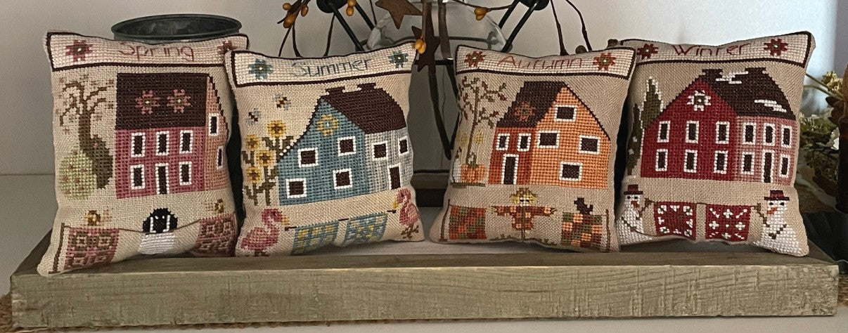 Saltbox House-Spring by Mani di Donna