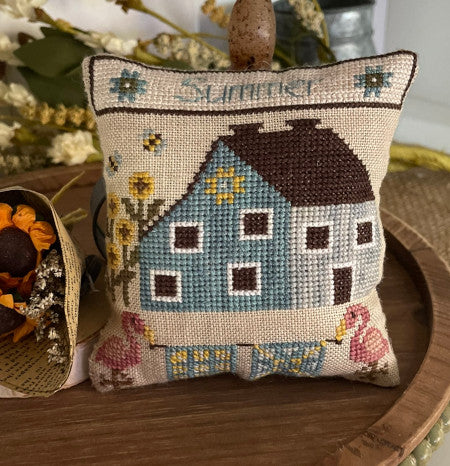 Saltbox House-Summer by Mani di Donna