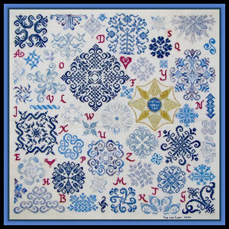 Queen's Medal by Tempting Tangles